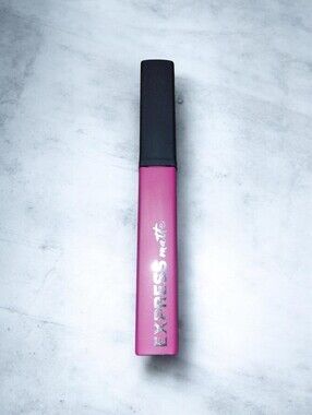 EXPRESS Matte Liquid Lipstick--Pink/Purple